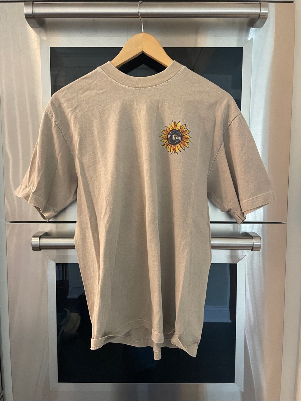 Benson Boone Beige Sunflower Graphic Men's T-Shirt